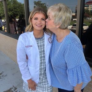 Meet your Posher, Sarah